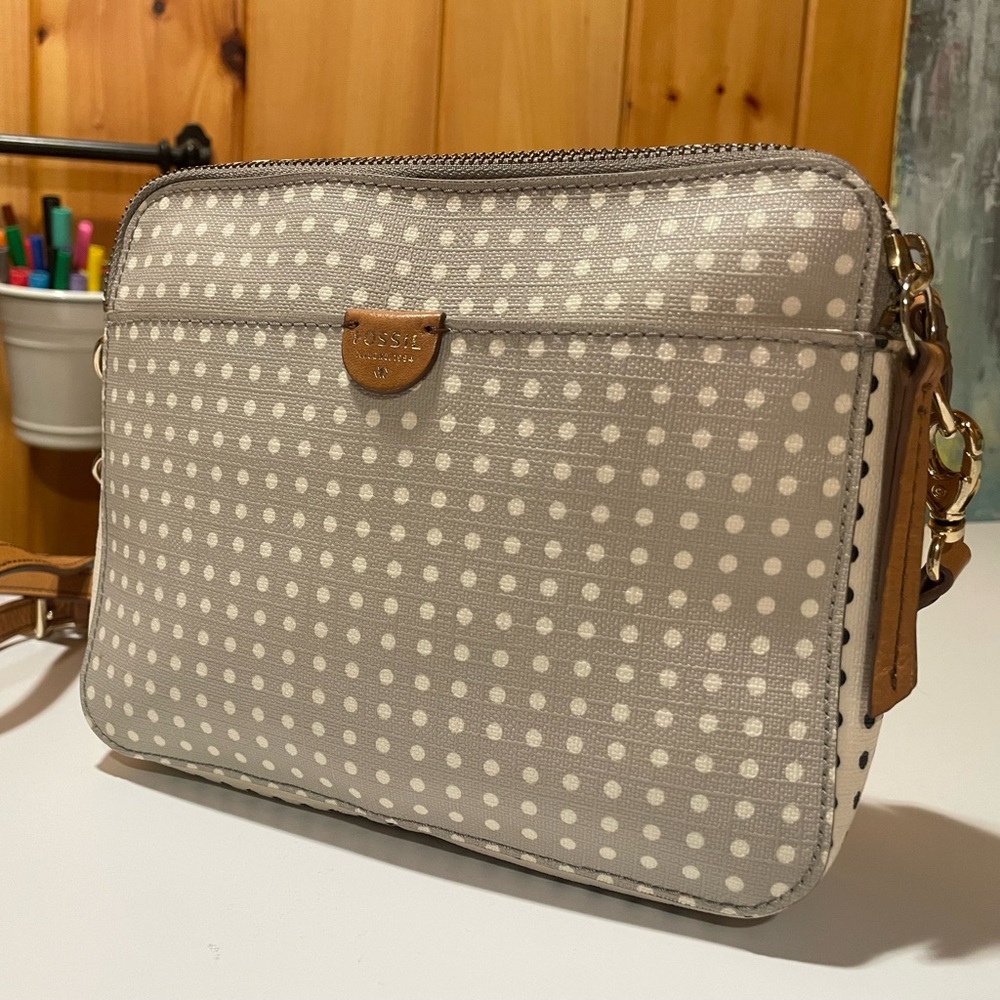 Fossil Double Zip Crossbody Beige and White Polka Dot Bag/Purse
